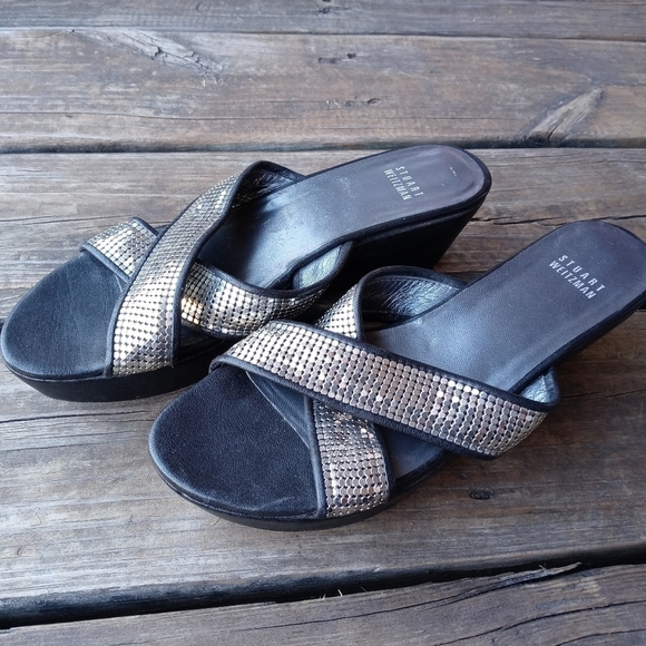 Stuart Weitzman women's black leather metallic crisscross wedge platform sandal. - Picture 3 of 7